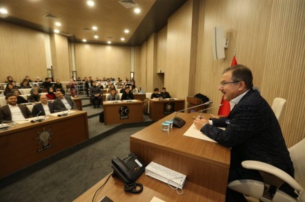 Eyüpsultan Belediyesi Gençlik ve Spor Müdürlüğü, Genç Forum, Eyüpsultan Belediye Başkanı Deniz Köken Eyüpsultan Belediyesi Gençlik ve Spor Müdürlüğü, Genç Forum, Eyüpsultan Belediye Başkanı Deniz Köken