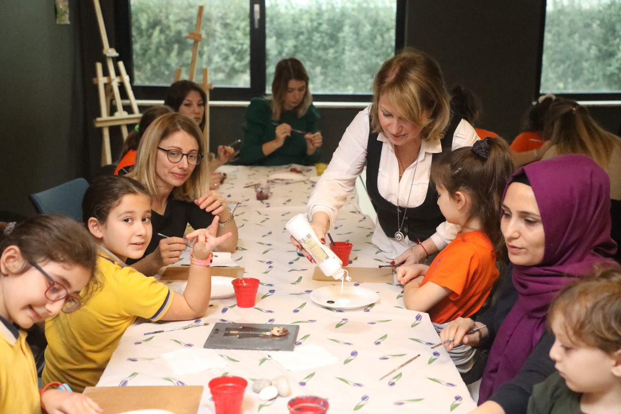 Göktürk Kültür ve Sanat Merkezi, taş tablo yapımı Göktürk Kültür ve Sanat Merkezi, taş tablo yapımı