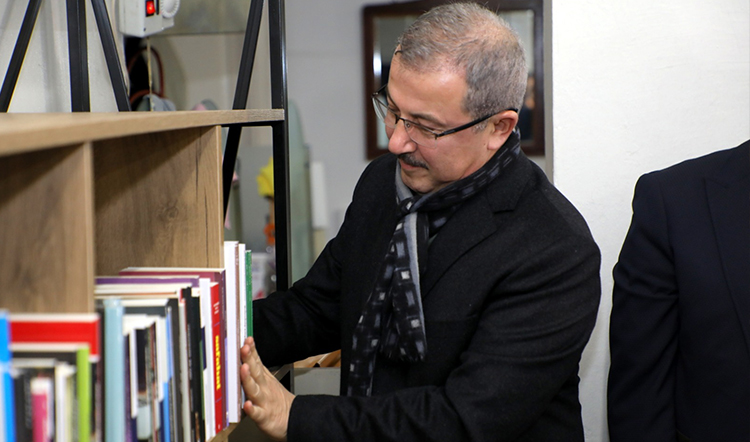 Eyüpsultan'da Her Kahvehaneye Kitaplık Eyüpsultan'da Her Kahvehaneye Kitaplık