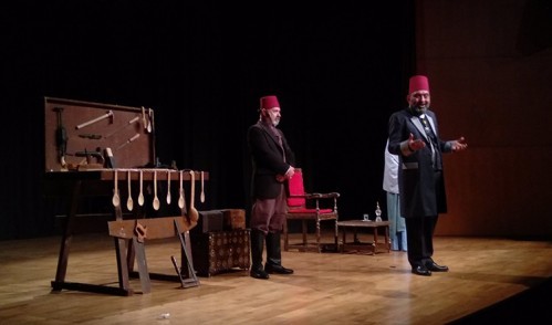 Eyüpsultan'da Sultan Abdülhamid'in hayatını anlatan “Usta” oyunu sahnelendi Eyüpsultan'da Sultan Abdülhamid'in hayatını anlatan “Usta” oyunu sahnelendi