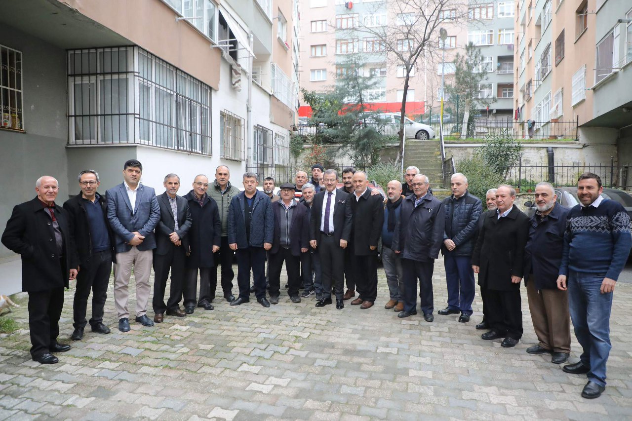 Eyüpsultan Belediye Başkanı Deniz Köken, Akşemsettin Mahallesi, Ülker Sitesi Eyüpsultan Belediye Başkanı Deniz Köken, Akşemsettin Mahallesi, Ülker Sitesi