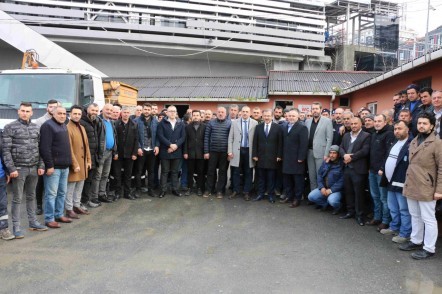 Eyüpsultan Belediye Başkanı Deniz Köken, Fen İşleri Müdürlüğü, personel Eyüpsultan Belediye Başkanı Deniz Köken, Fen İşleri Müdürlüğü, personel
