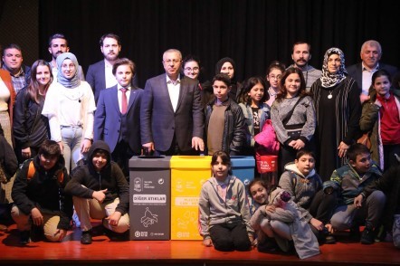 Eyüpsultanlı Çocuklara Enerji Tasarrufu Semineri Eyüpsultanlı Çocuklara Enerji Tasarrufu Semineri