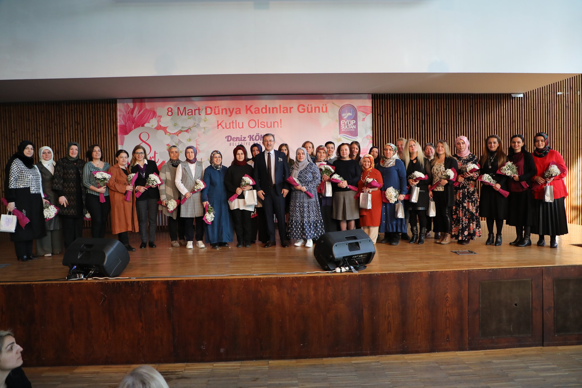Eyüpsultan Belediyesi'nin Kadın Personeline Özel Program Eyüpsultan Belediyesi'nin Kadın Personeline Özel Program