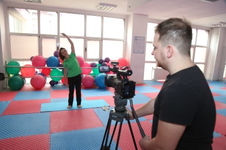 Hanımlara online spor imkanı Hanımlara online spor imkanı