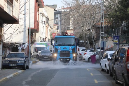 Eyüpsultan'da Temizlik Çalışmaları Aralıksız Devam Ediyor