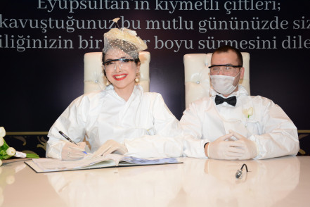 Korona Günlerinde Eyüpsultan'da Bir Güzel Nikah Korona Günlerinde Eyüpsultan'da Bir Güzel Nikah