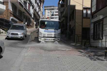 Cadde ve Sokaklar Sizler İçin Temizleniyor Cadde ve Sokaklar Sizler İçin Temizleniyor
