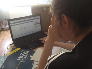 Eyüpsultanlı Öğrenciler AYT İle Kendilerini Test Etti Eyüpsultanlı Öğrenciler AYT İle Kendilerini Test Etti