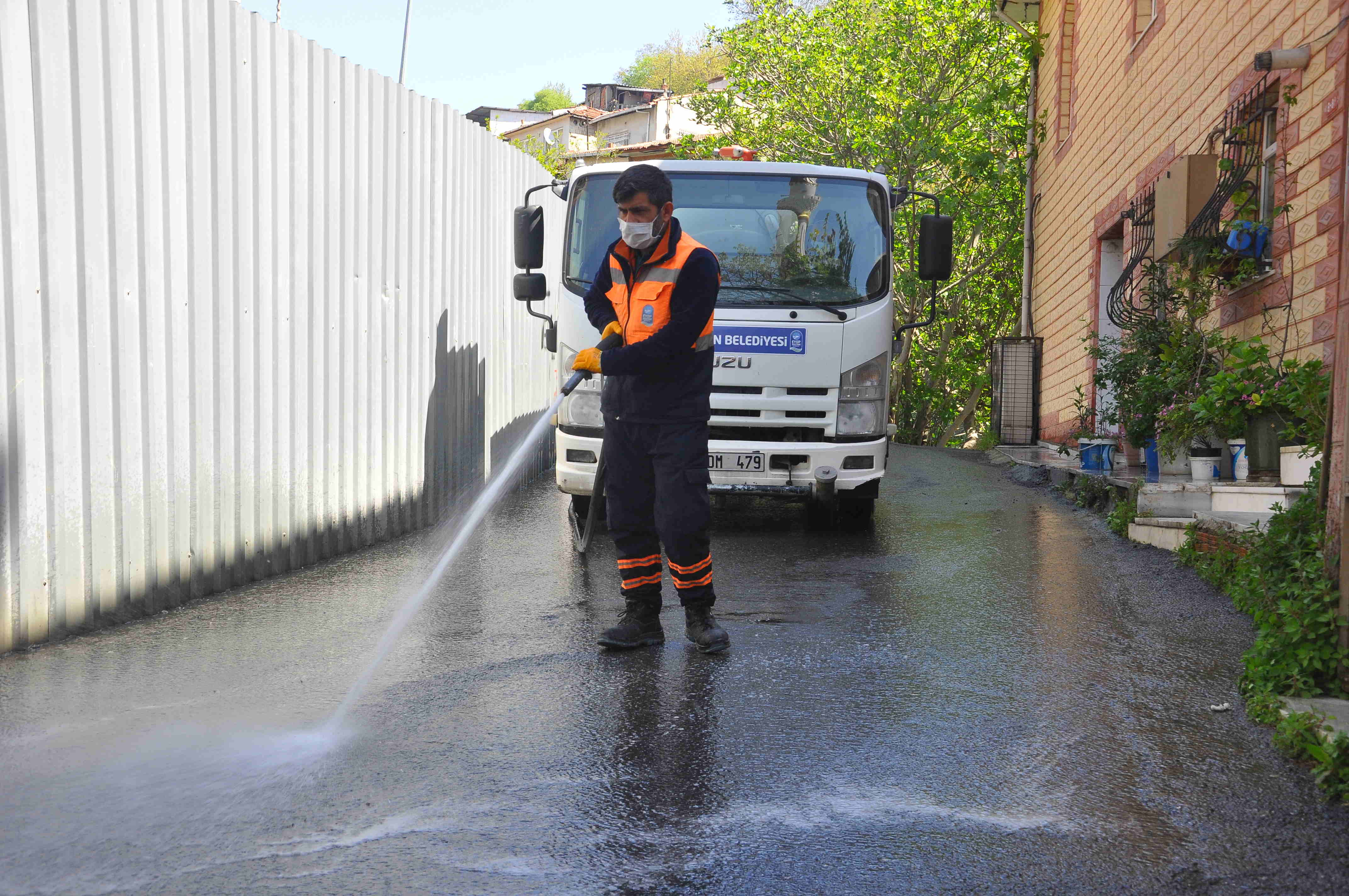 Temizlik Çalışmalarımız Ara Vermeden Devam Ediyor