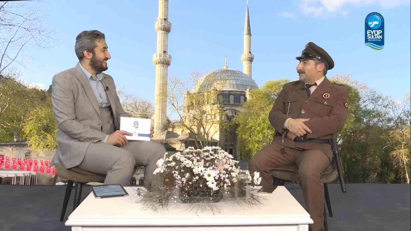 “Eyüpsultan'da Ramazan”da Bekçi Bekir'le Keyifli Söyleşi “Eyüpsultan'da Ramazan”da Bekçi Bekir'le Keyifli Söyleşi