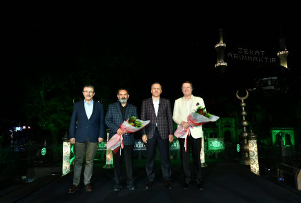 Eyüpsultan Belediyesinden “Kadir Gecesi Özel Programı” Eyüpsultan Belediyesinden “Kadir Gecesi Özel Programı”