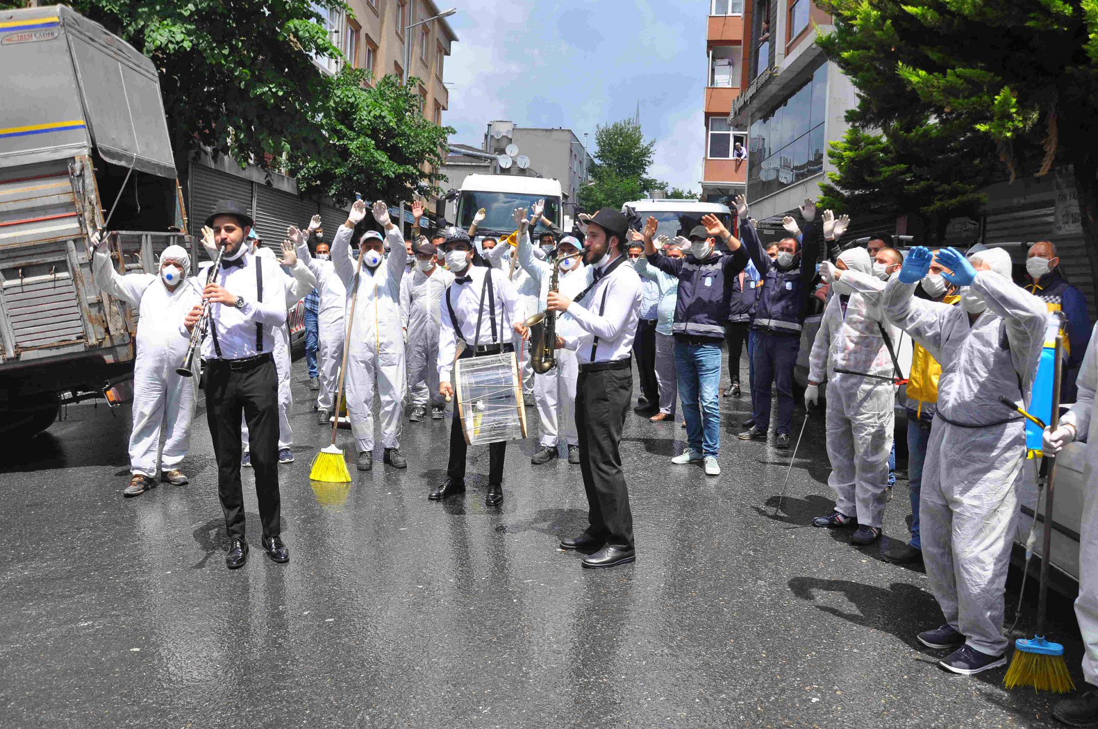 Bayram Öncesi Gaziosmanpaşa Belediyesi ile Ortak Temizlik Çalışması Yaptık