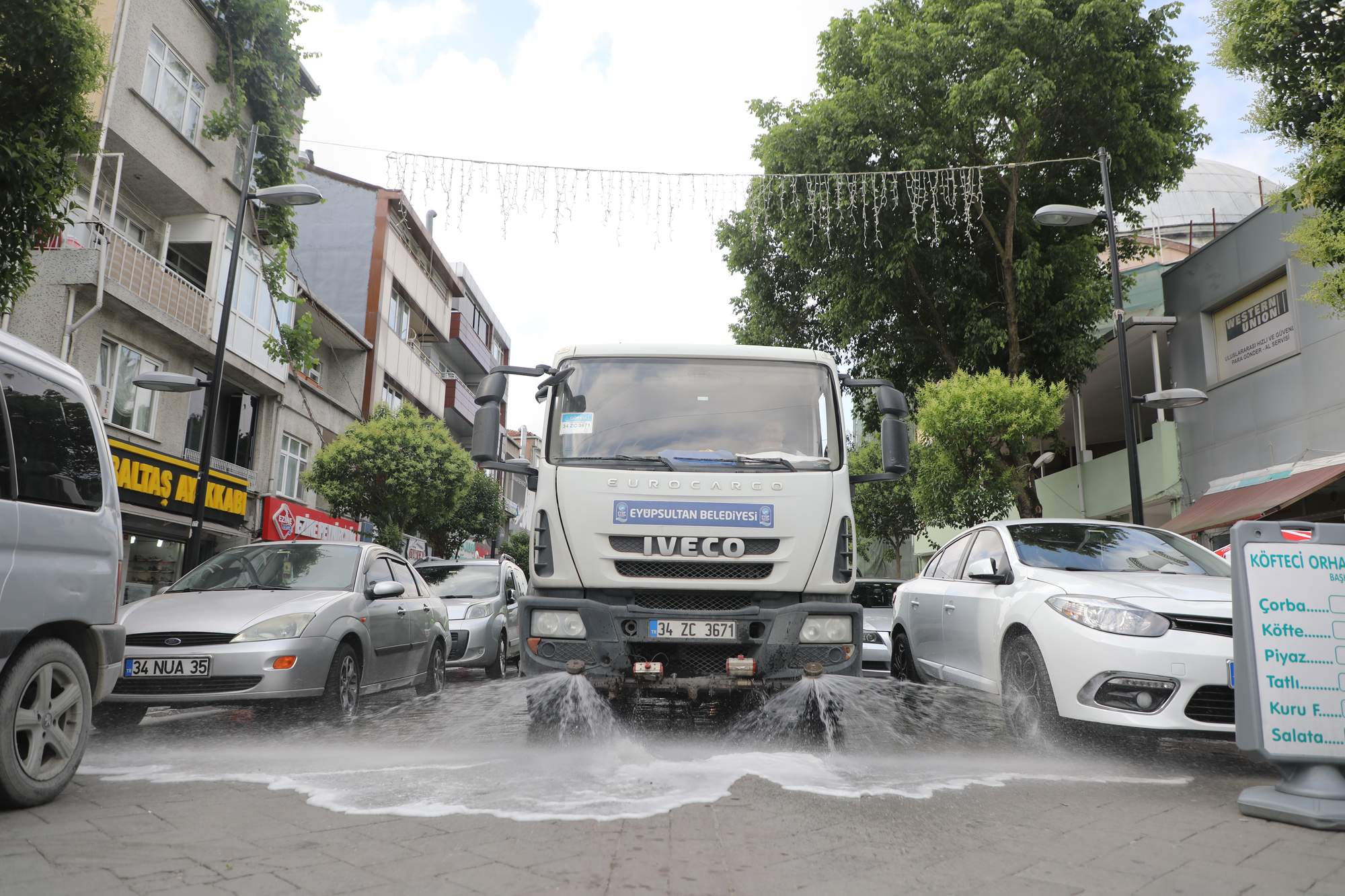 Eyüpsultan'da Yaz Kampanyası, Alibeyköy Mahallesi'yle Devam Ediyor