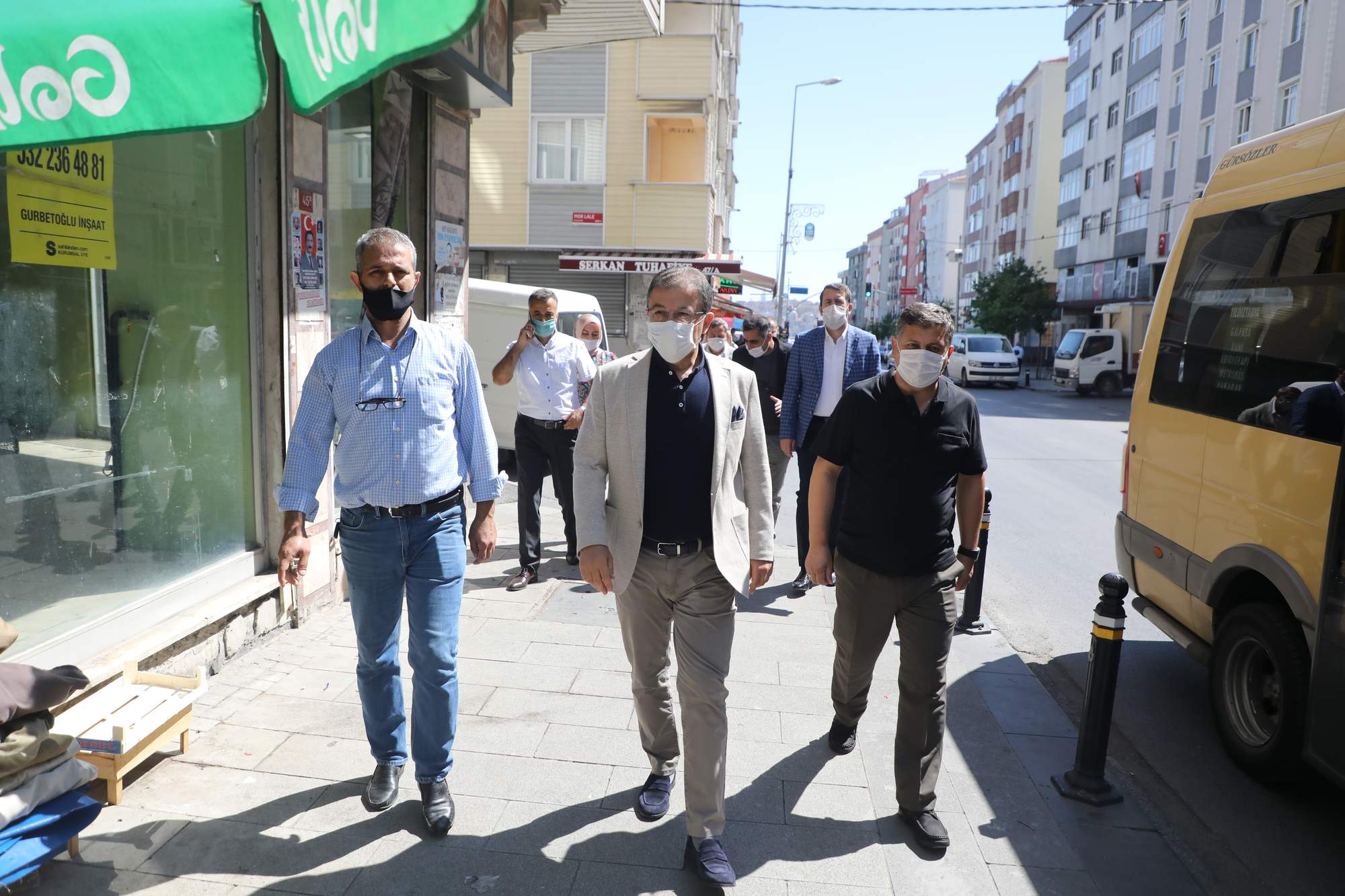 Esentepe Mahallesi'nde Yaz Kampanyası Çalışmaları Esentepe Mahallesi'nde Yaz Kampanyası Çalışmaları