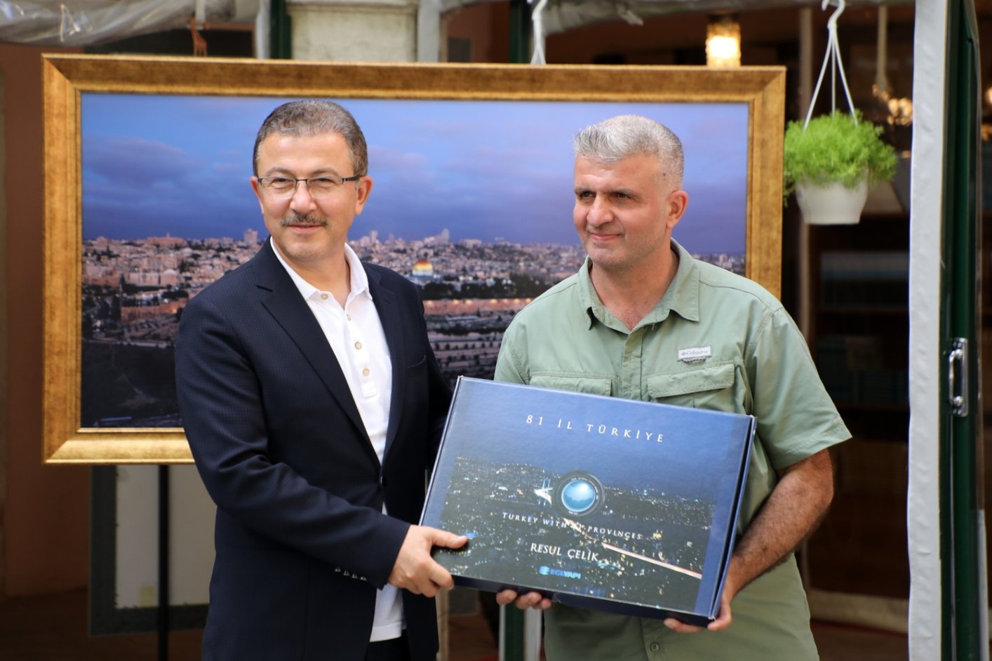 Eyüpsultan'da ‘Bir Dünya Anadolu' sergisi açıldı Eyüpsultan'da ‘Bir Dünya Anadolu' sergisi açıldı
