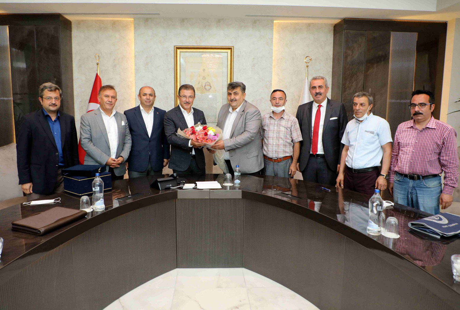 Kadrolu işçilere bayram öncesi müjde Kadrolu işçilere bayram öncesi müjde