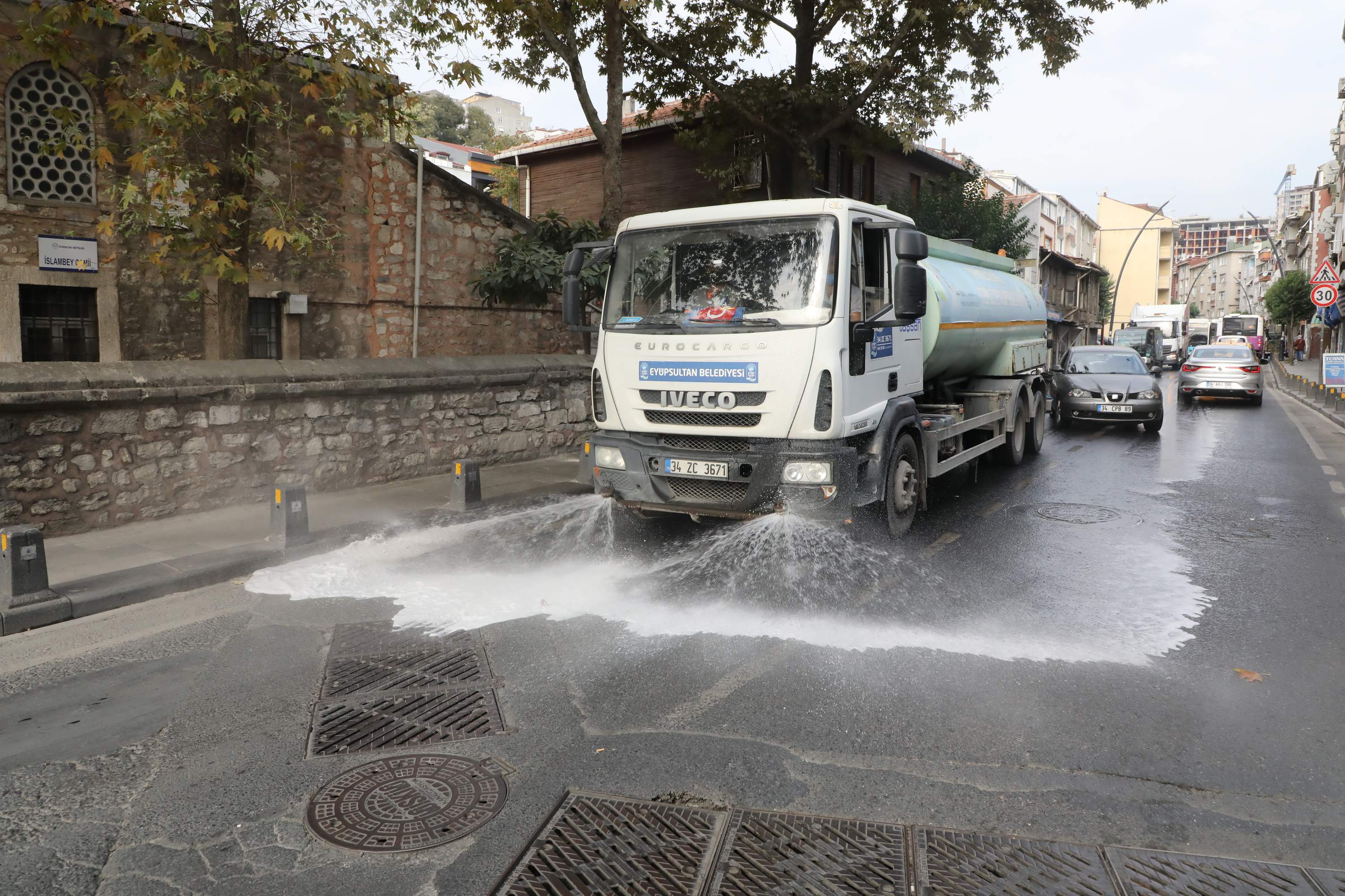 İslambey'de temizlik ve dezenfeksiyon çalışması yapıldı İslambey'de temizlik ve dezenfeksiyon çalışması yapıldı