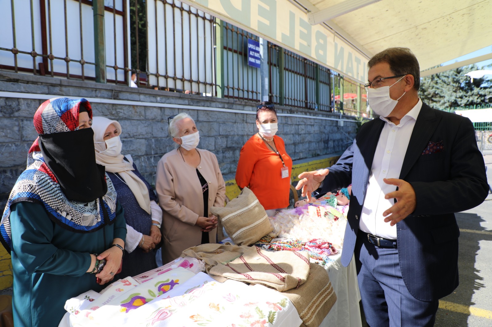 Eyüpsultan Mesleki Eğitim (ESMEK) Kurs Kayıtları Başladı Eyüpsultan Mesleki Eğitim (ESMEK) Kurs Kayıtları Başladı