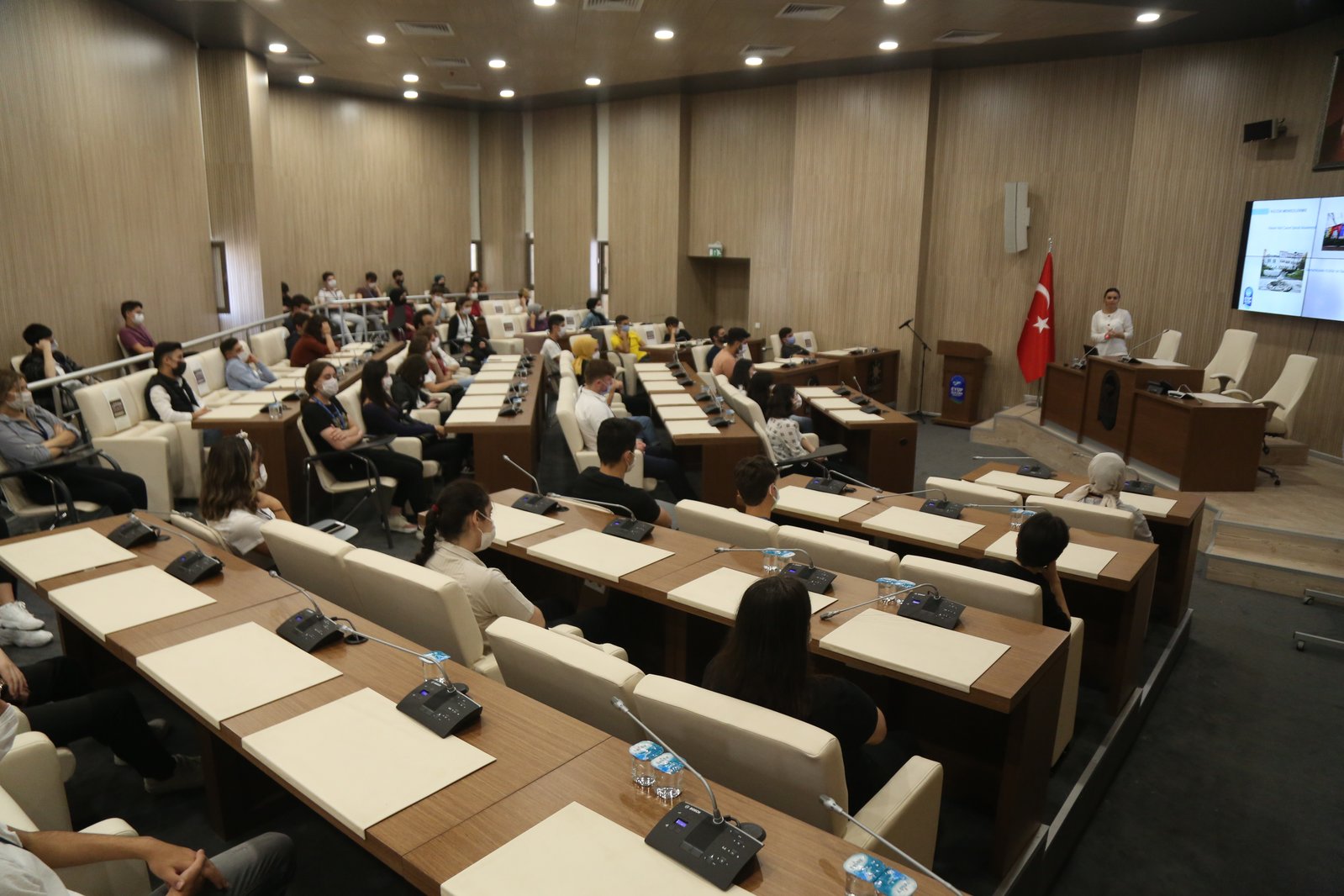 Eyüpsultan Belediyesi'nde Stajyerlere Eğitim Eyüpsultan Belediyesi'nde Stajyerlere Eğitim