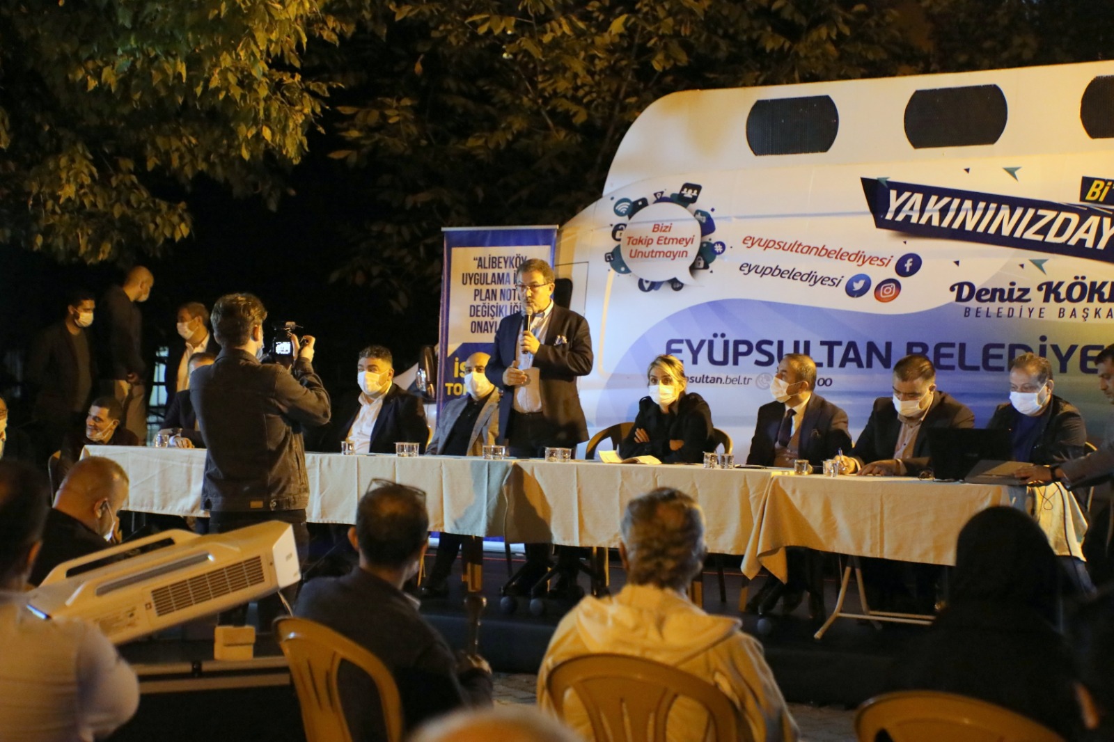 Yeşilpınar'da Saçak Parsellerle İlgili Bilgilendirme Toplantısı Yeşilpınar'da Saçak Parsellerle İlgili Bilgilendirme Toplantısı