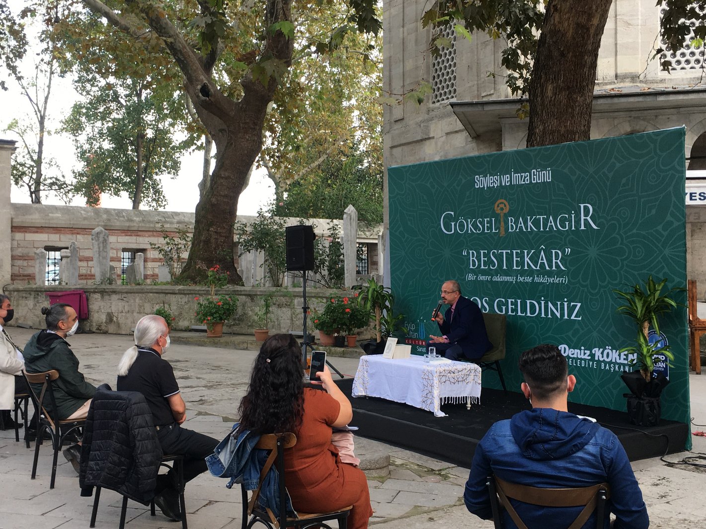 Göksel Baktagir'le Söyleşi ve Konser Göksel Baktagir'le Söyleşi ve Konser