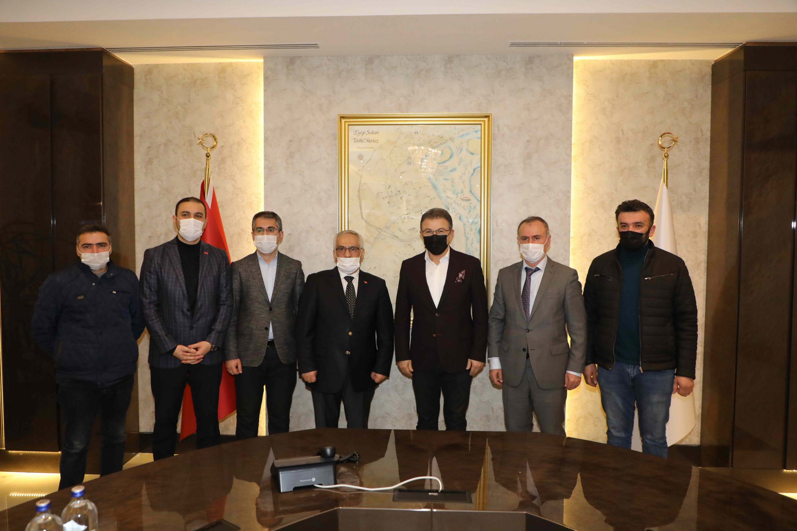 İstanbul Esnaf ve Bakkallar Odası'ndan Deniz Köken'e teşekkür ziyareti İstanbul Esnaf ve Bakkallar Odası'ndan Deniz Köken'e teşekkür ziyareti