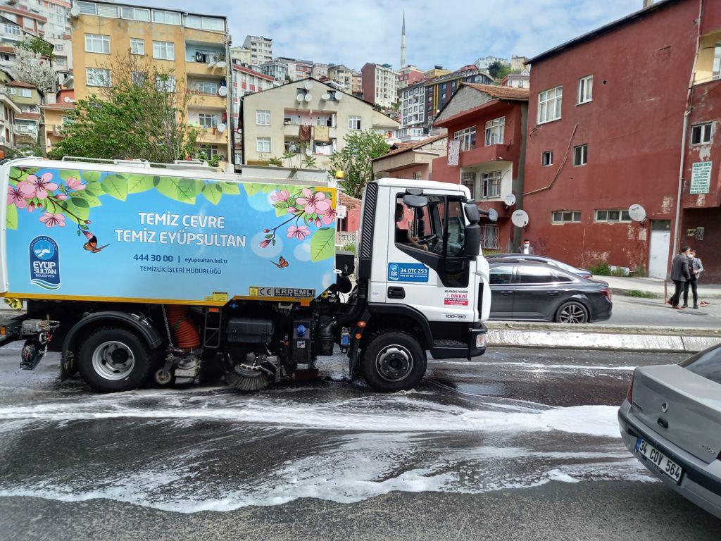 Silahtarağa ve Sakarya Mahalleleri tertemiz oldu Silahtarağa ve Sakarya Mahalleleri tertemiz oldu