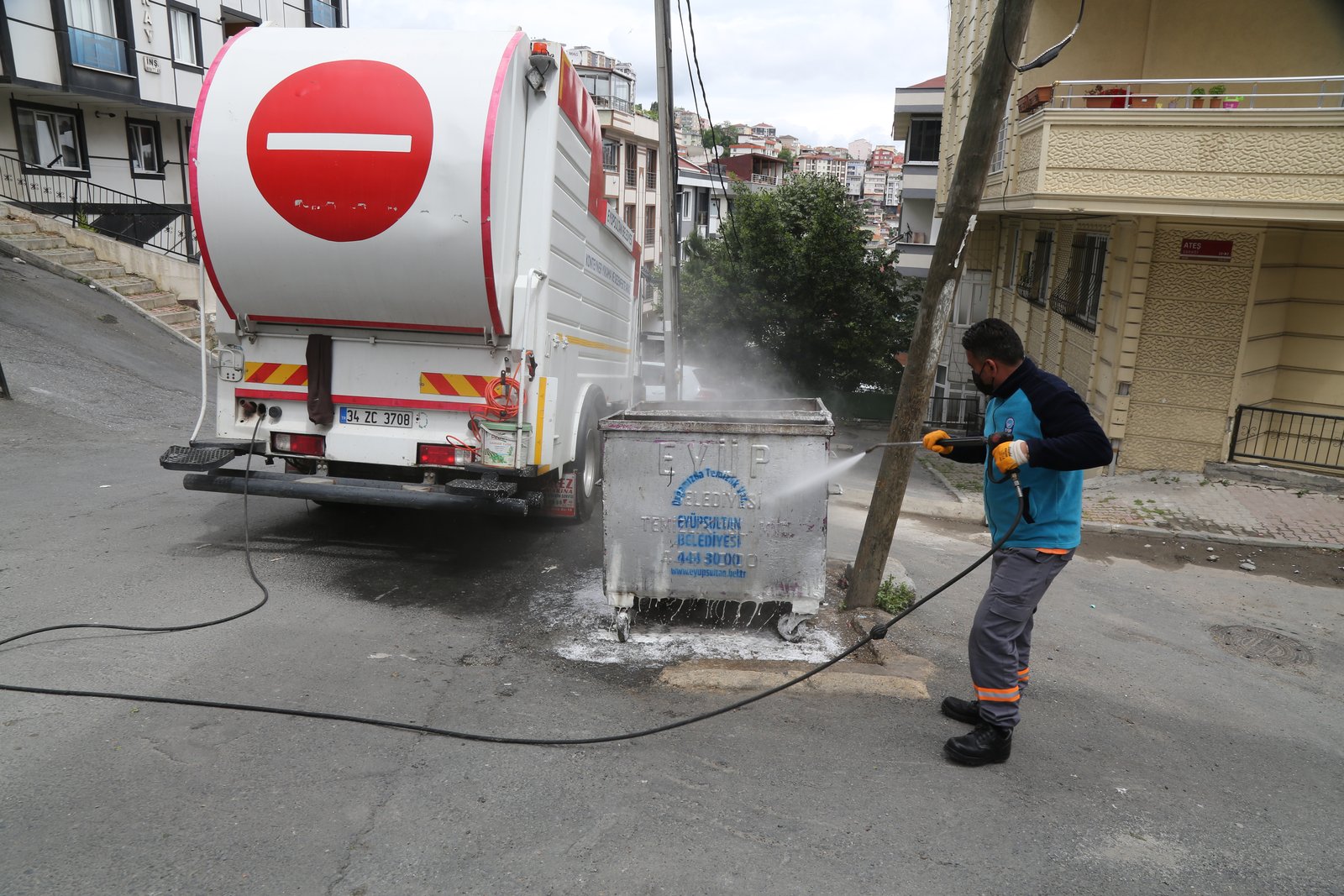 Esentepe Mahallesi baştan sona temizlendi Esentepe Mahallesi baştan sona temizlendi