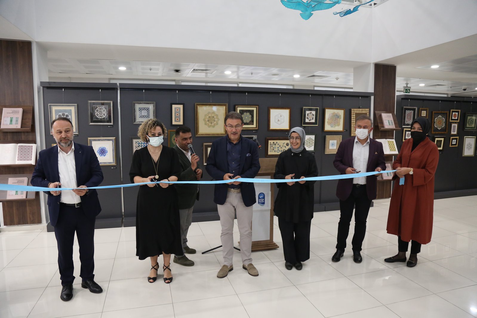İslam Sanatında Geometrik Desenler Sergisi açıldı İslam Sanatında Geometrik Desenler Sergisi açıldı
