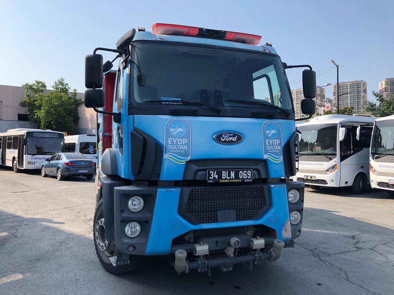Orman yangınlarına müdahale için basınçlı su tankeri gönderdik Orman yangınlarına müdahale için basınçlı su tankeri gönderdik