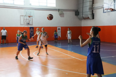 Yaz Spor Okulları'nda basketbol turnuvası heyecenı yaşandı Yaz Spor Okulları'nda basketbol turnuvası heyecenı yaşandı