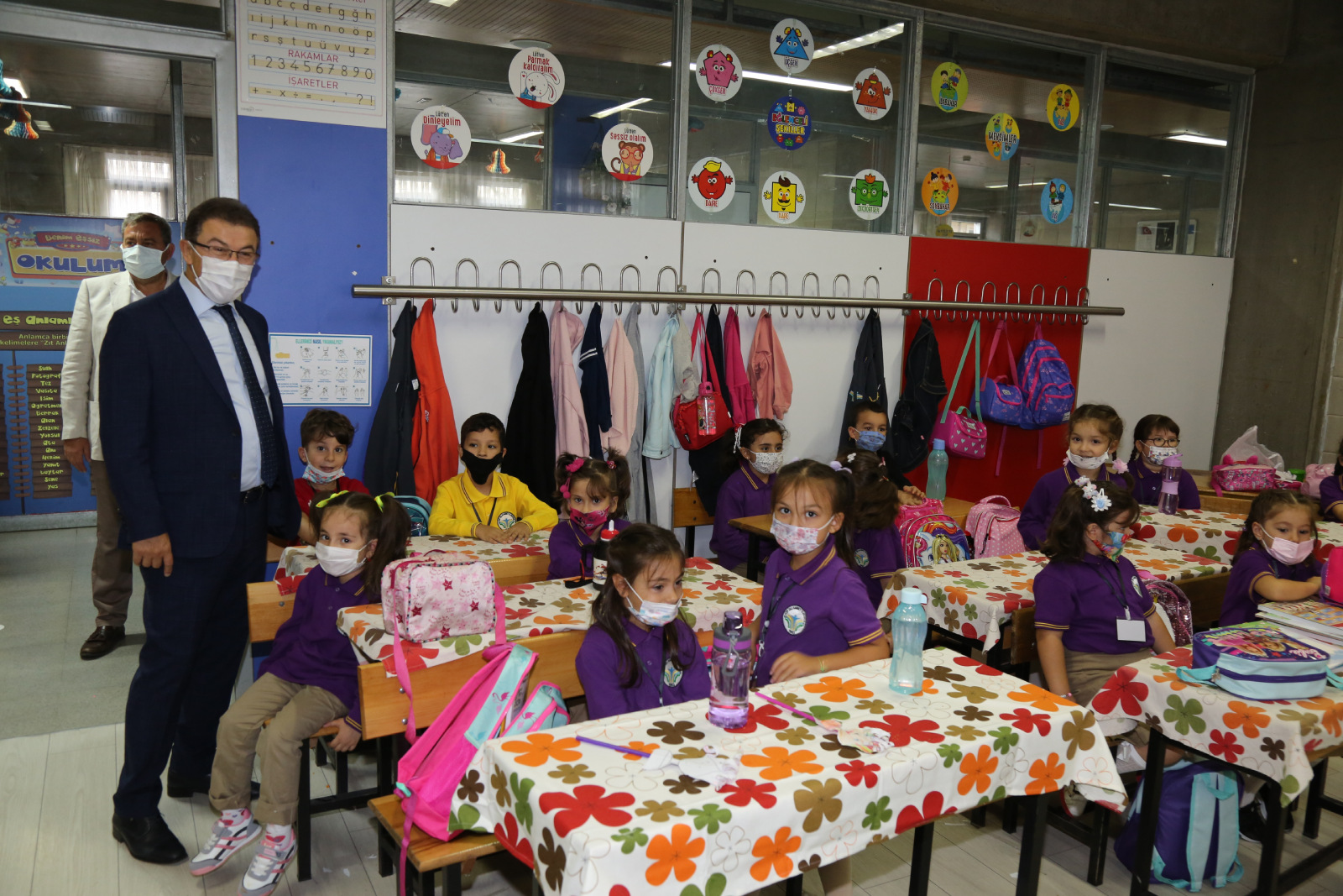 Başkan Deniz Köken, miniklerin okul heyecanına ortak oldu Başkan Deniz Köken, miniklerin okul heyecanına ortak oldu