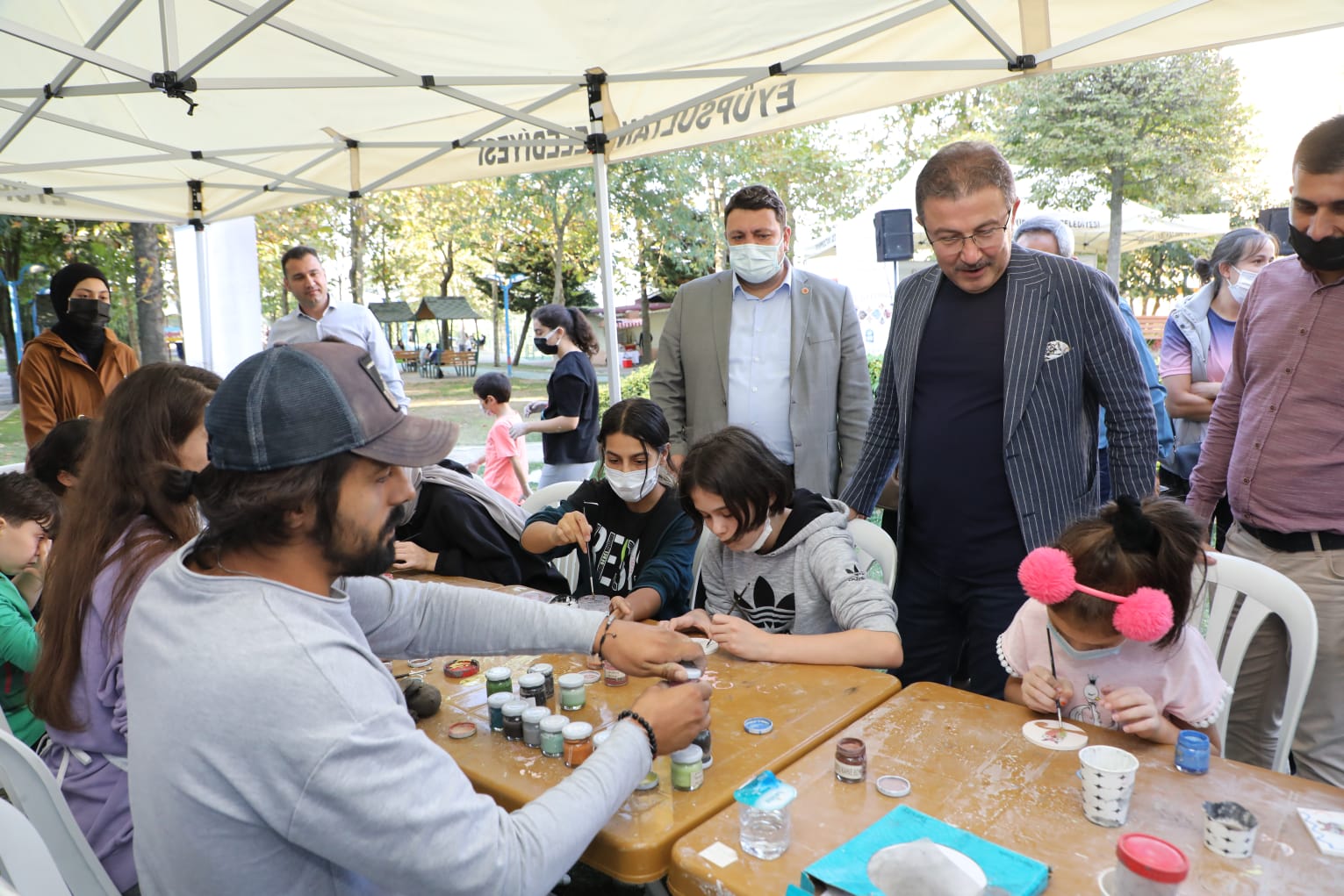 Akşemsettin Parkı'nda sanat ve musiki ziyafeti Akşemsettin Parkı'nda sanat ve musiki ziyafeti