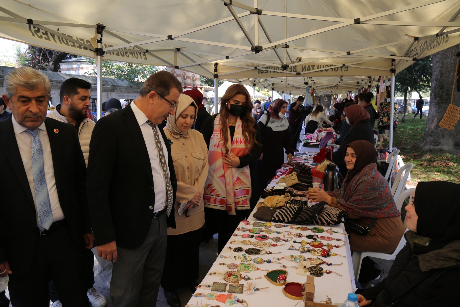 El Emeği Ürünleri Festivali'nin 4'üncüsünü düzenlendi El Emeği Ürünleri Festivali'nin 4'üncüsünü düzenlendi