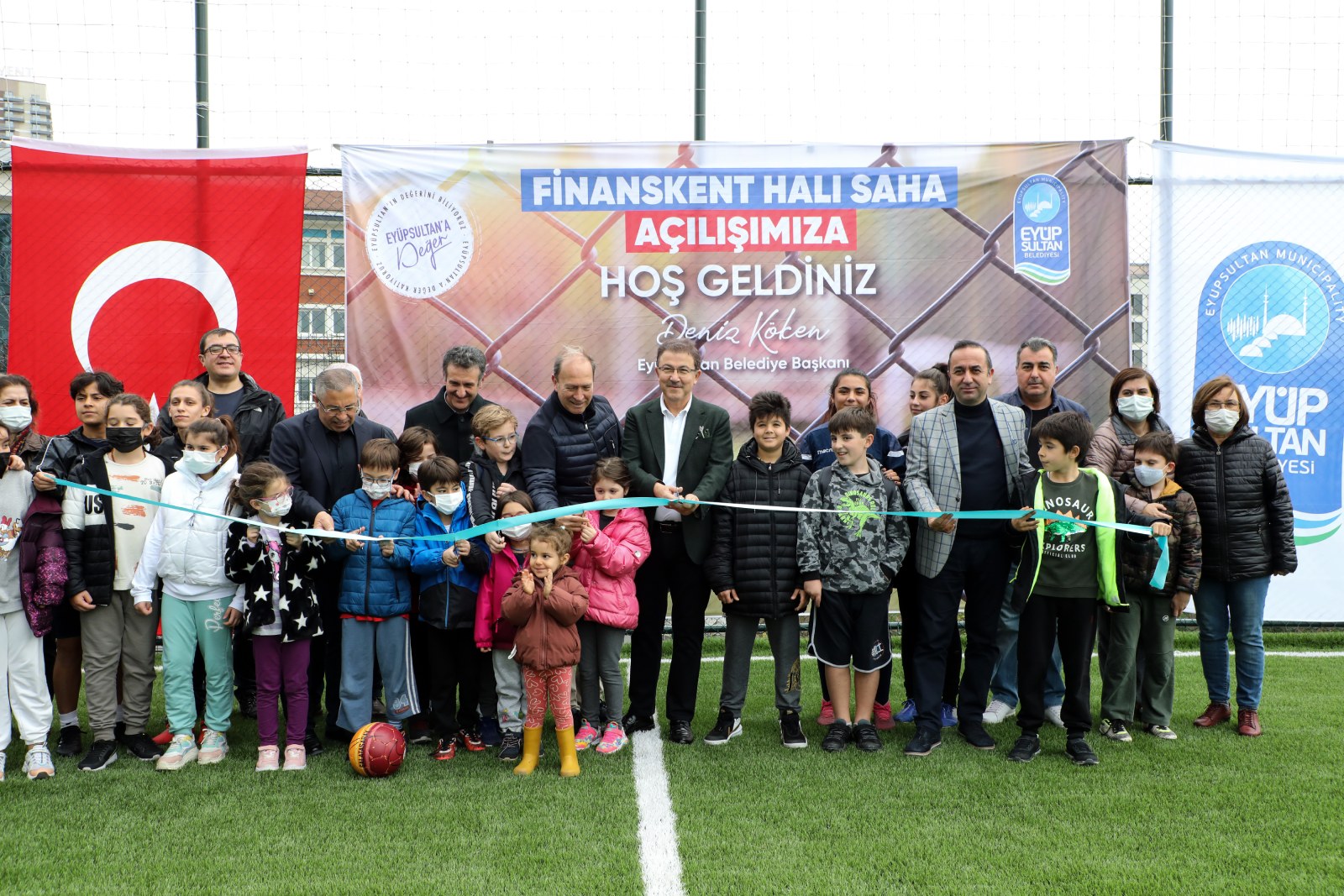 Finanskent halı sahası açıldı Finanskent halı sahası açıldı