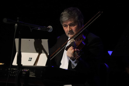 “Ezgi Günleri” Taner Yüncüoğlu ile sona erdi “Ezgi Günleri” Taner Yüncüoğlu ile sona erdi