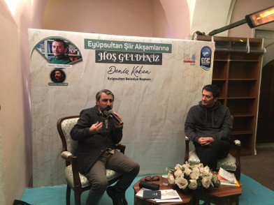 Şiir Akşamları'nda İstanbul'a dair şiirler okundu Şiir Akşamları'nda İstanbul'a dair şiirler okundu