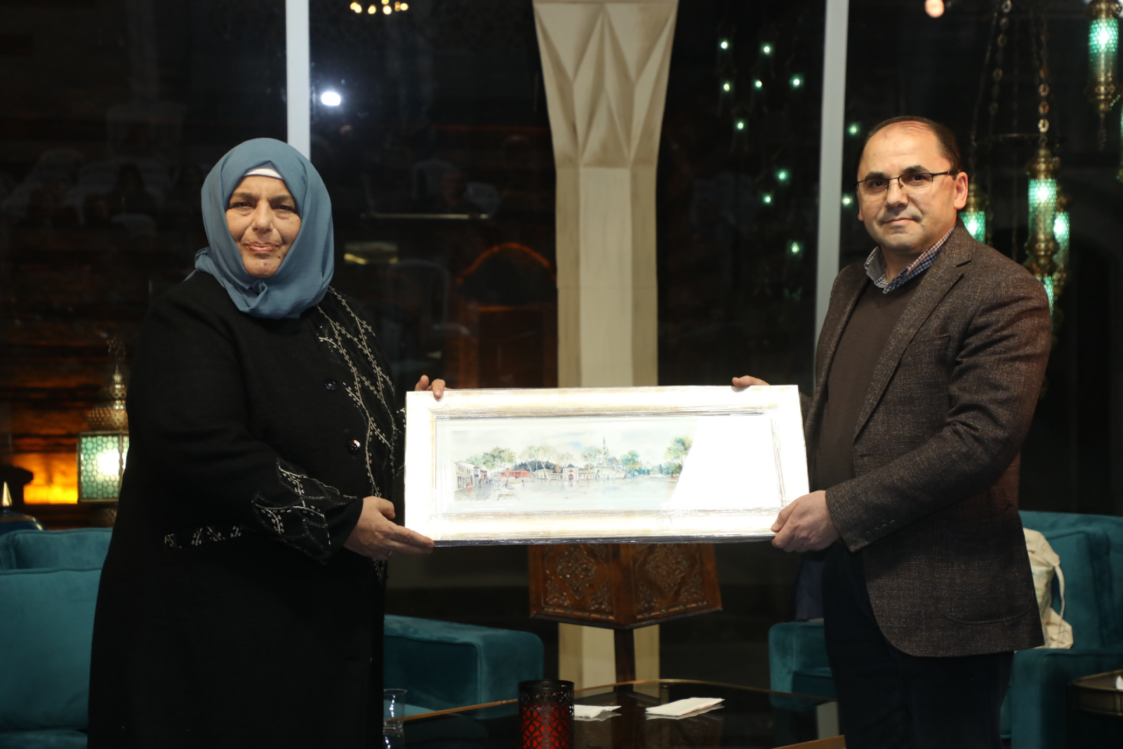 Sibel Eraslan'la İslam Anneleri Sibel Eraslan'la İslam Anneleri