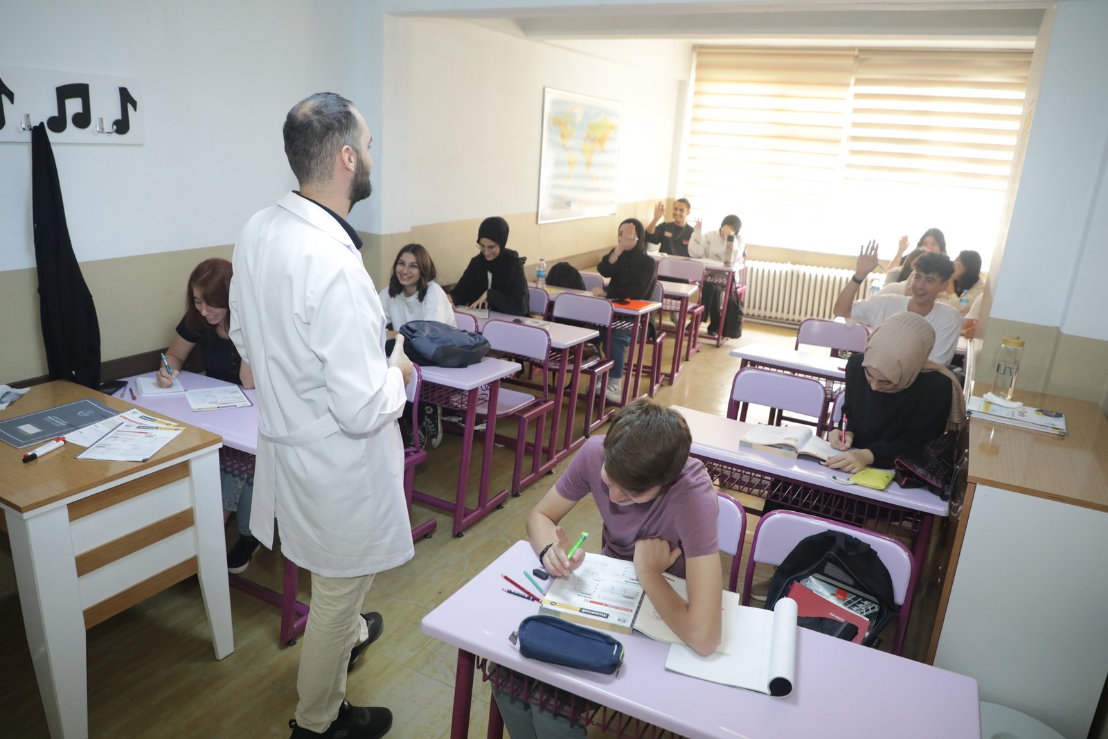 Eyüpsultan Gençlik Merkezi gençleri geleceğe hazırlıyor Eyüpsultan Gençlik Merkezi gençleri geleceğe hazırlıyor