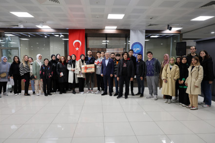 GENÇ EYÜPSULTAN'da ilk ayın kazananları ödüllerini aldılar GENÇ EYÜPSULTAN'da ilk ayın kazananları ödüllerini aldılar