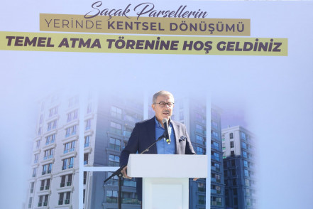 Eyüpsultan'da yerinde dönüşüm tüm hızıyla devam ediyor Eyüpsultan'da yerinde dönüşüm tüm hızıyla devam ediyor