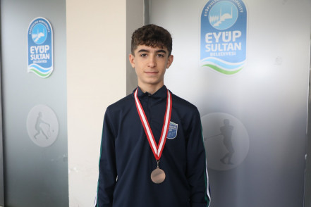 Altın madalyaya doymuyorlar Altın madalyaya doymuyorlar