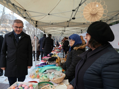 Eyüpsultan'da Kardeşlik Çarşısı kuruldu