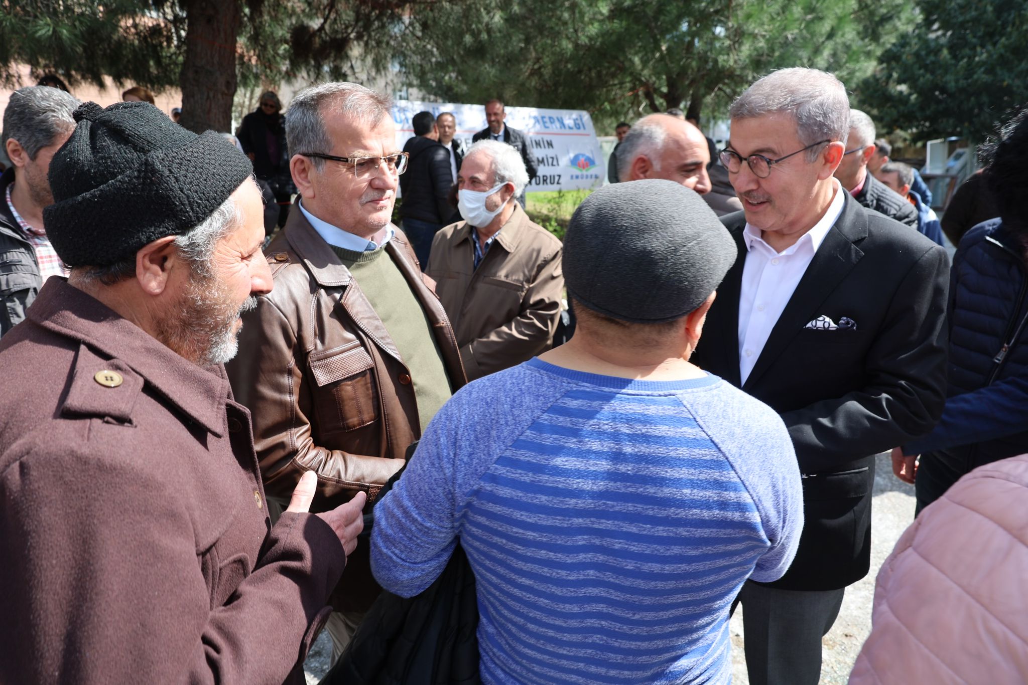 Eyüpsultan yerinde dönüşüyor; vatandaşlar komşularından ayrılmıyor Eyüpsultan yerinde dönüşüyor; vatandaşlar komşularından ayrılmıyor