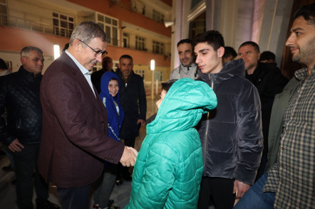 Esentepe Camii'nde ilk Teravih namazı kılındı Esentepe Camii'nde ilk Teravih namazı kılındı