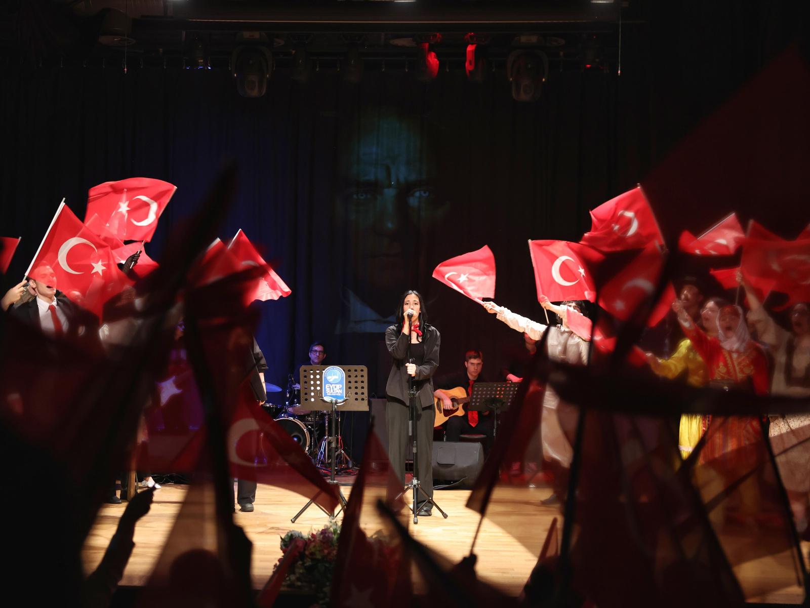 Eyüpsultan'ın dört bir yanında 19 Mayıs coşkusu Eyüpsultan'ın dört bir yanında 19 Mayıs coşkusu
