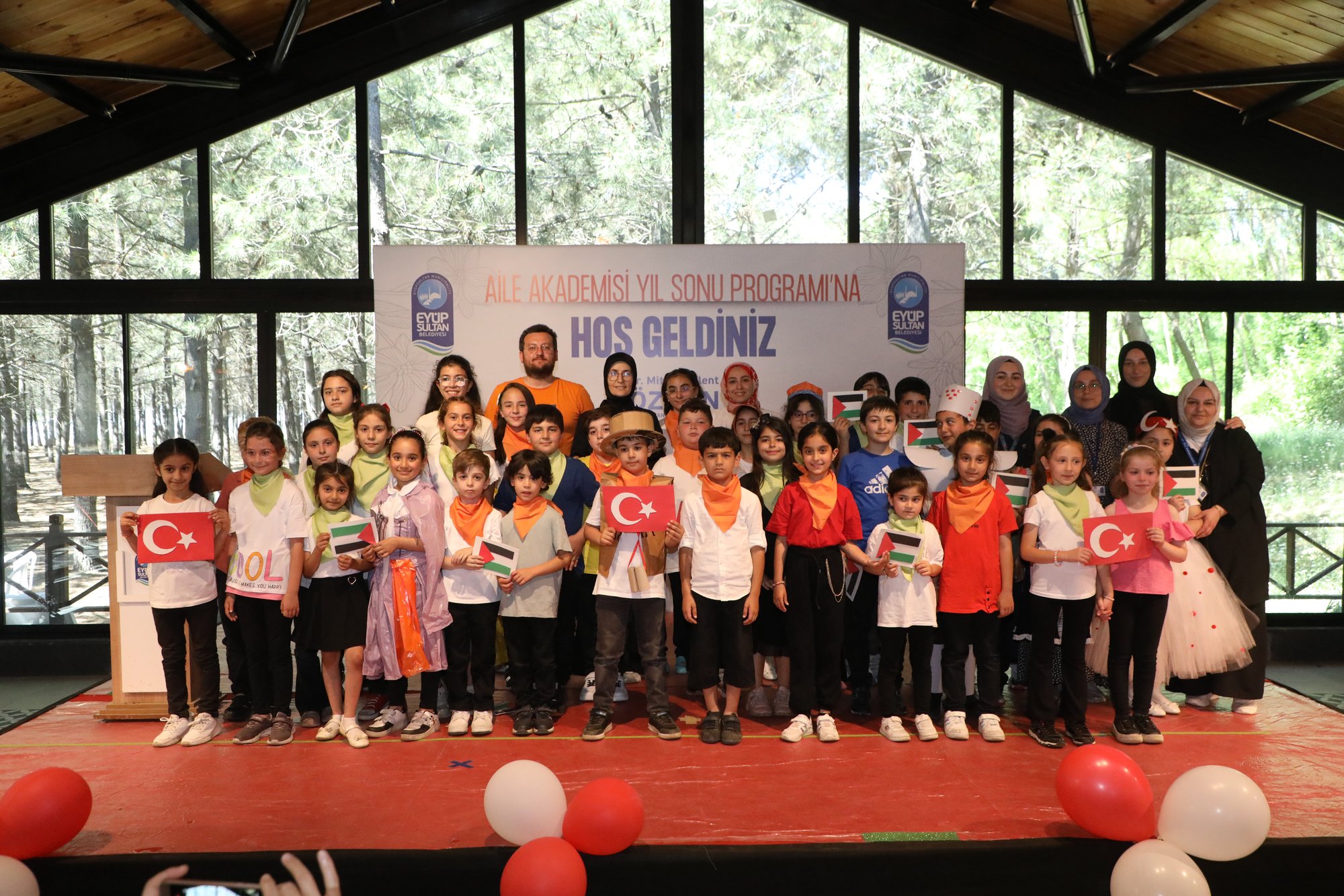 Aile Akademisi'ne muhteşem kapanış programı Aile Akademisi'ne muhteşem kapanış programı