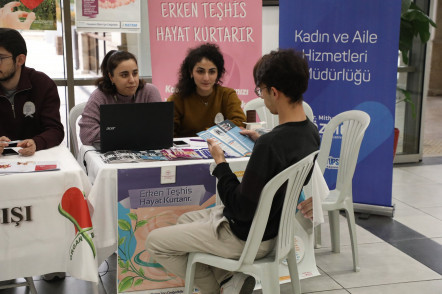 Organ bağışı ve kanserde erken teşhisin önemine dikkat çekildi Organ bağışı ve kanserde erken teşhisin önemine dikkat çekildi