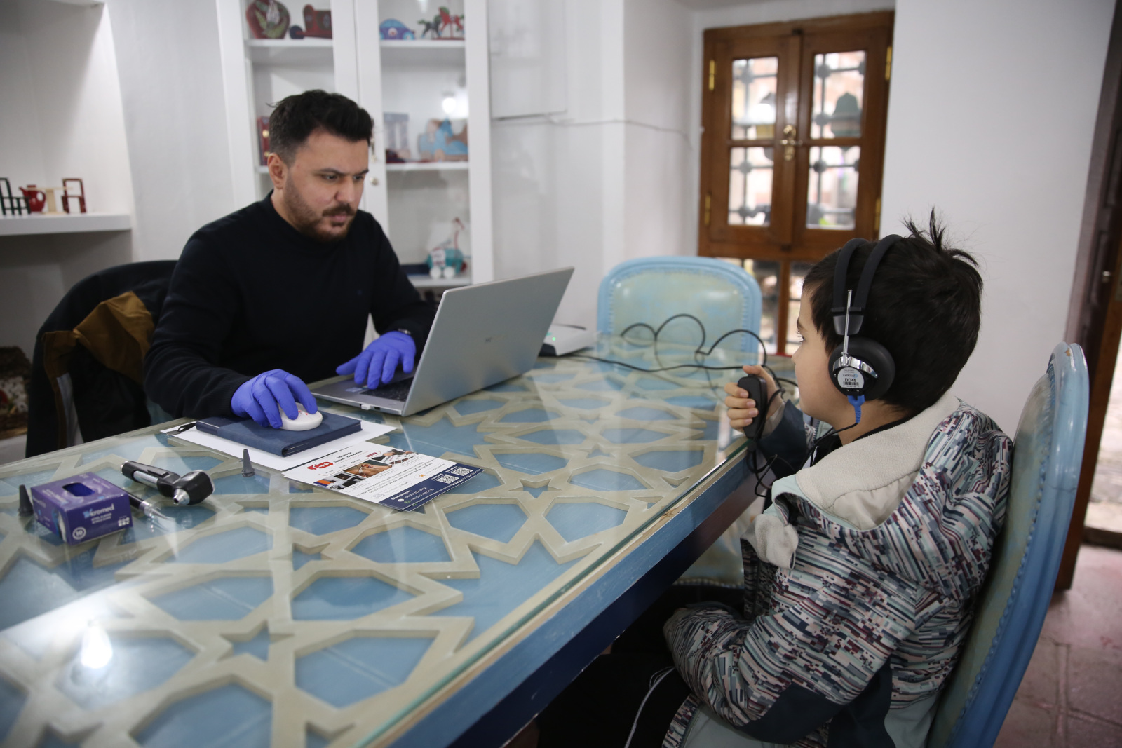 Eyüpsultan Belediyesi'nden ücretsiz işitme tarama testi Eyüpsultan Belediyesi'nden ücretsiz işitme tarama testi